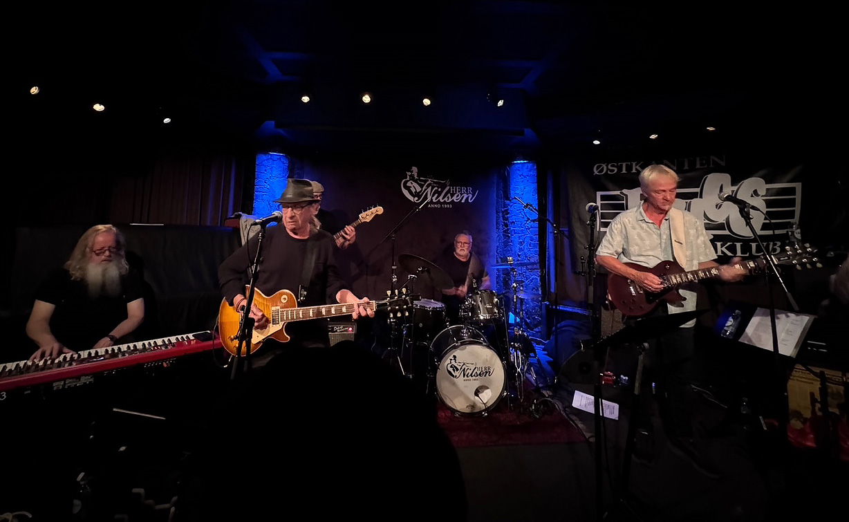 Telemark Blueslag, fra venstre Brynjulf Blix, Kåre Virud, Jens Haugen (bak), Arne Fostvedt og Øyvind Moen.